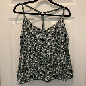 Kona Sol Tankini top, shelf bra, green animal print, size XL